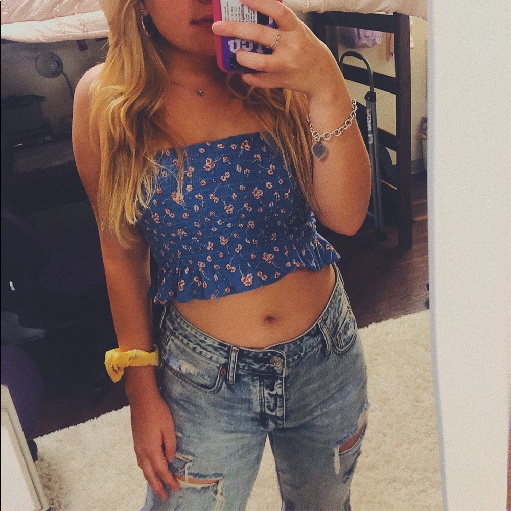 Blue floral tube top!⭐️⭐️